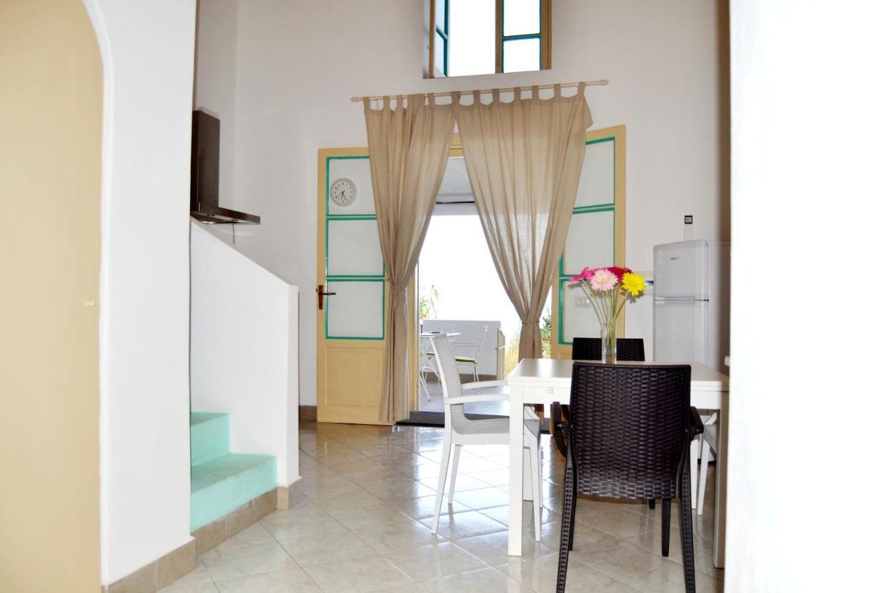 Villa Ginestra Sulla Spiaggia Di 스트롬볼리 외부 사진