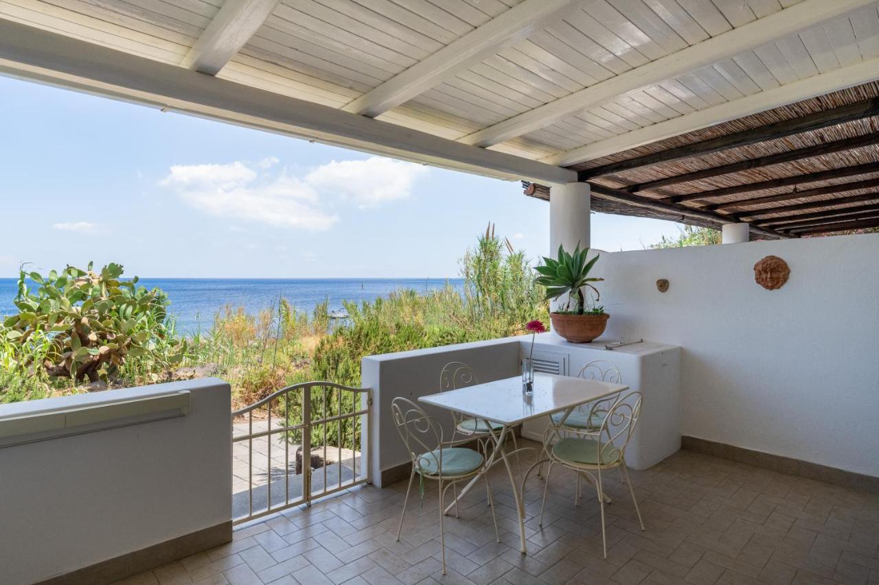Villa Ginestra Sulla Spiaggia Di 스트롬볼리 외부 사진